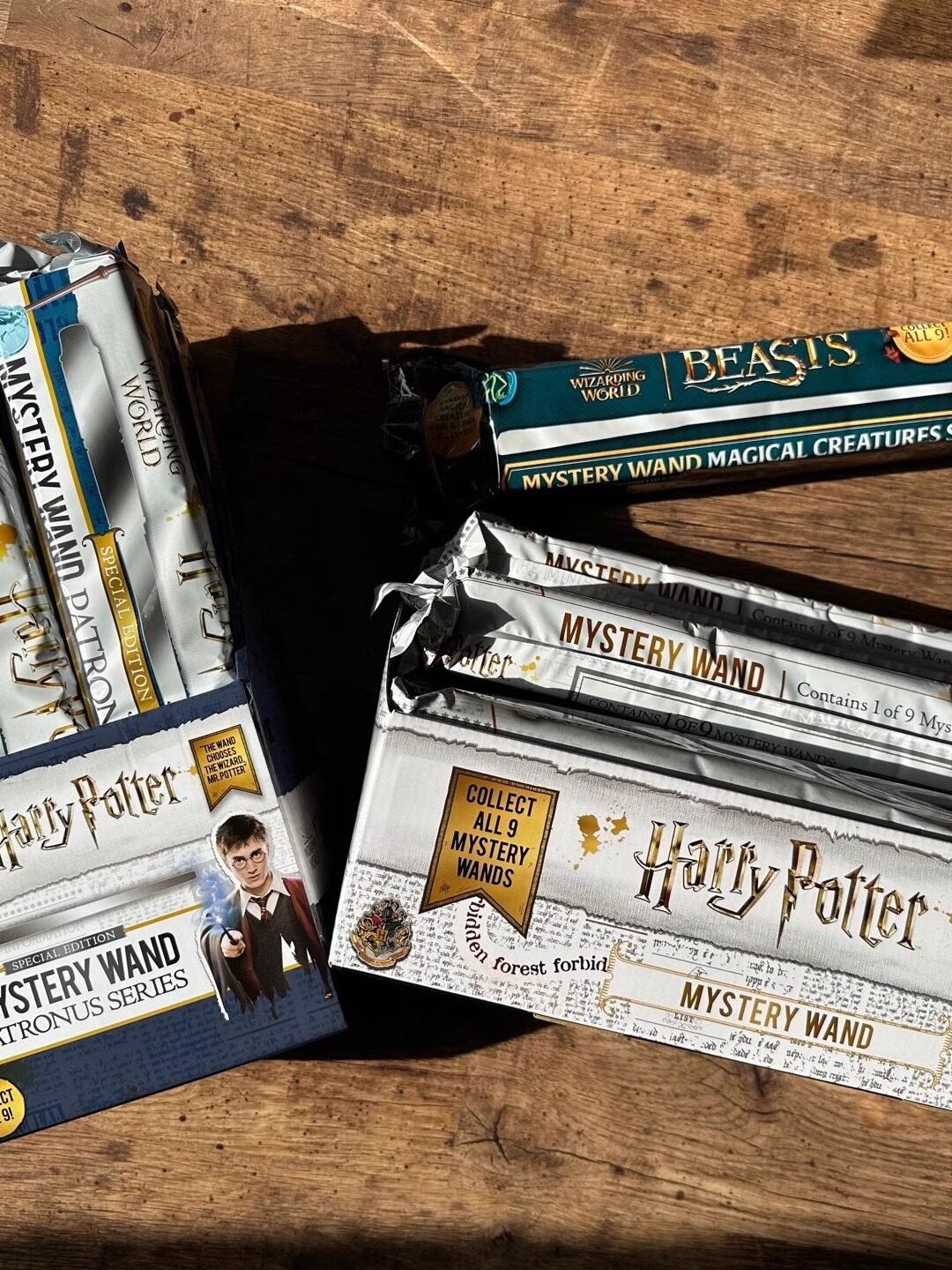 الصندوق الغامض سلسلة هاري بوتر Harry Potter بالعصي السحرية