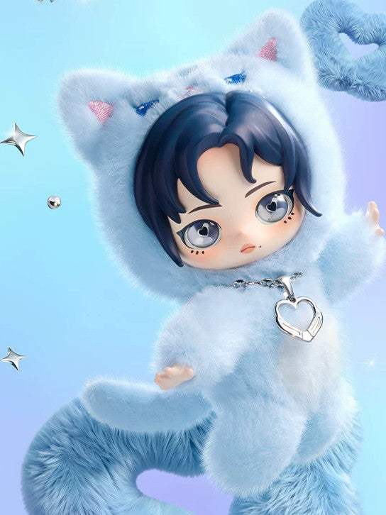Check out the blue cat figure in نومي بلايند بوكس items by pop mart, offering incredible بلايند بوكس and صندوق غامض surprises styled by بوب مارت.