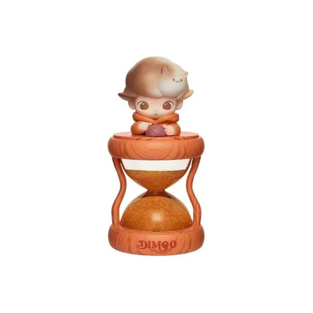 View the charming details of the orange variant from نومي بلايند بوكس and pop mart, featuring wonderful بلايند بوكس and صندوق غامض items by بوب مارت.