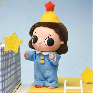 Accessorize with the blue pajamas scene from the نومي بلايند بوكس and pop mart lineup, featuring cute بلايند بوكس and صندوق غامض items by بوب مارت.